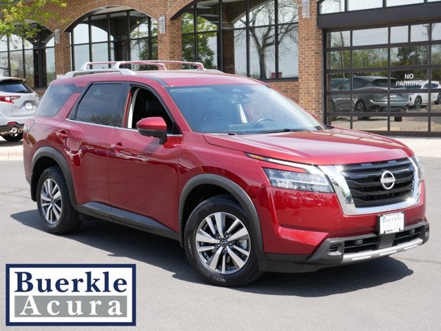 2024 Nissan Pathfinder SL 4WD's photo
