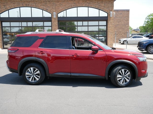 Used 2024 Nissan Pathfinder SL with VIN 5N1DR3CC7RC313696 for sale in Brooklyn Park, Minnesota