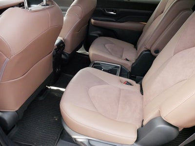 2025 Toyota Grand Highlander Hybrid MAX Platinum