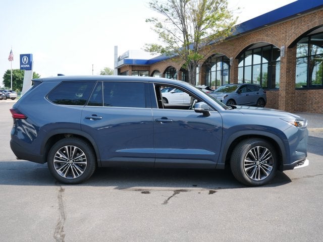 2025 Toyota Grand Highlander Hybrid MAX Platinum