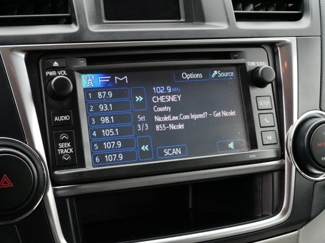 2013 Toyota Highlander SE