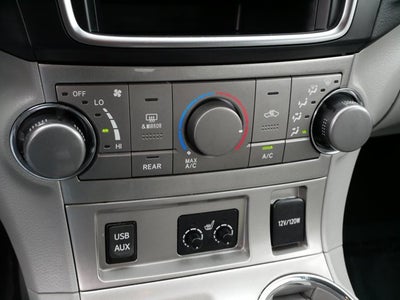 2013 Toyota Highlander SE