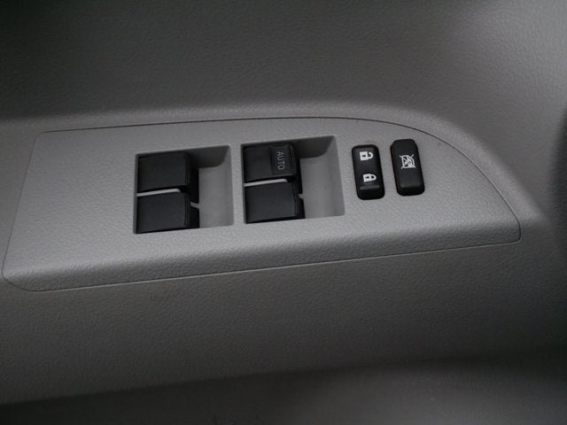 2013 Toyota Highlander SE