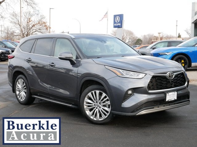 2022 Toyota Highlander Platinum