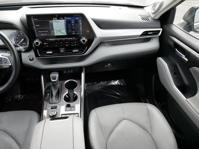 2022 Toyota Highlander Platinum