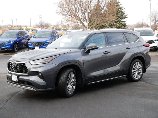 2022 Toyota Highlander Platinum