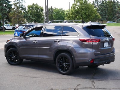 2019 Toyota Highlander SE