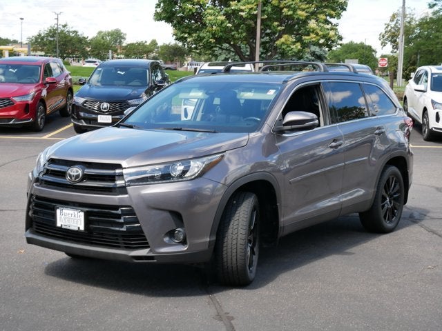 2019 Toyota Highlander SE