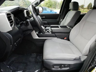 2025 Toyota Tundra 4WD SR5