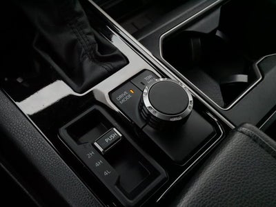 2025 Toyota Tundra 4WD SR5