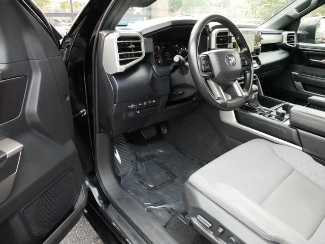 2025 Toyota Tundra 4WD SR5