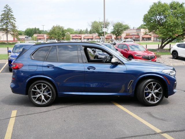 2020 BMW X5 M50i