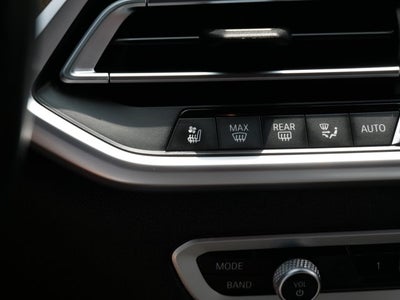 2020 BMW X5 M50i