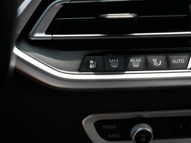 2020 BMW X5 M50i