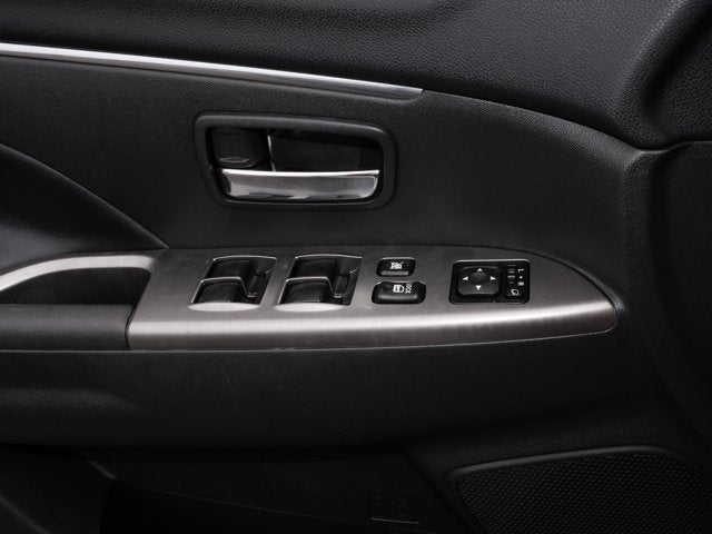 2025 Mitsubishi Outlander Sport ES