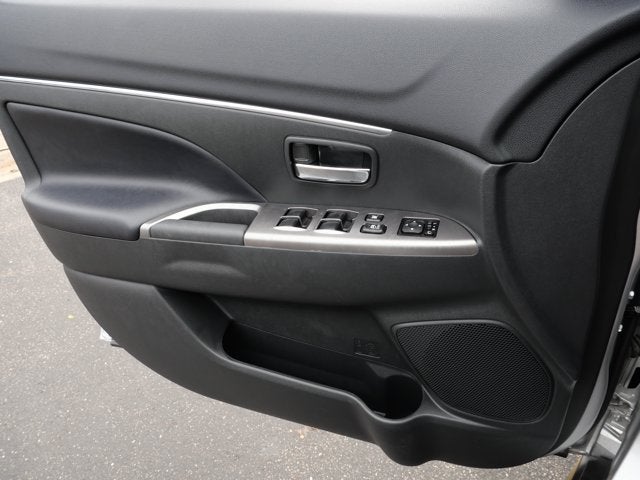 2025 Mitsubishi Outlander Sport ES