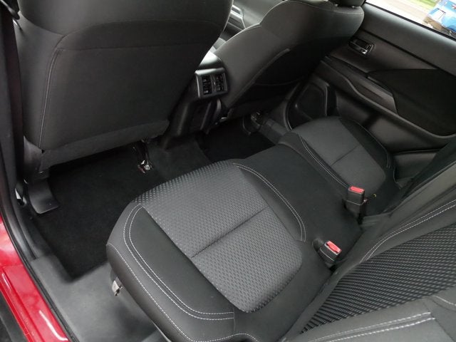 2020 Mitsubishi Outlander SE