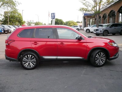 2020 Mitsubishi Outlander SE