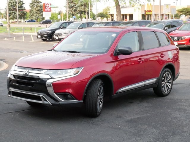 2020 Mitsubishi Outlander SE