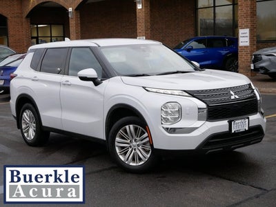 2024 Mitsubishi Outlander ES