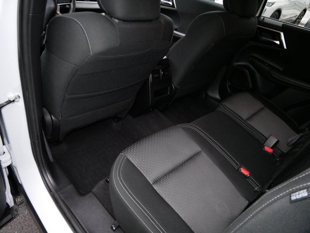 2024 Mitsubishi Outlander ES