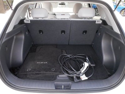 2024 Hyundai Kona Electric SEL