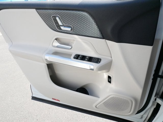 2025 Mercedes-Benz GLB GLB 250