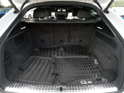 2021 Audi Q8 Premium Plus