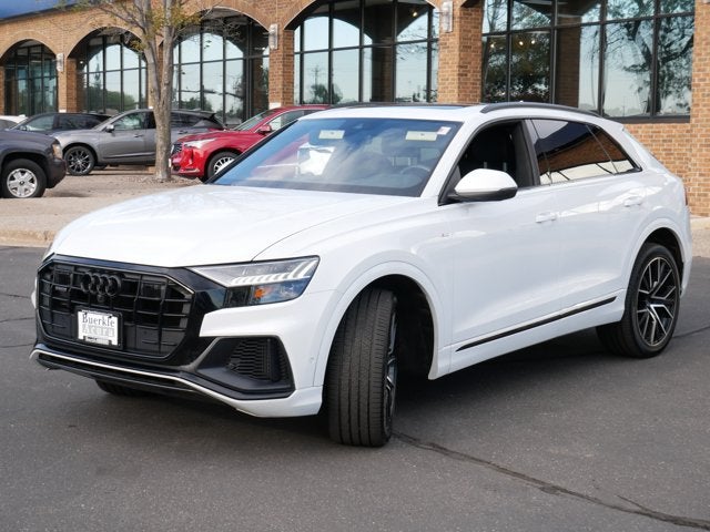 2021 Audi Q8 Premium Plus