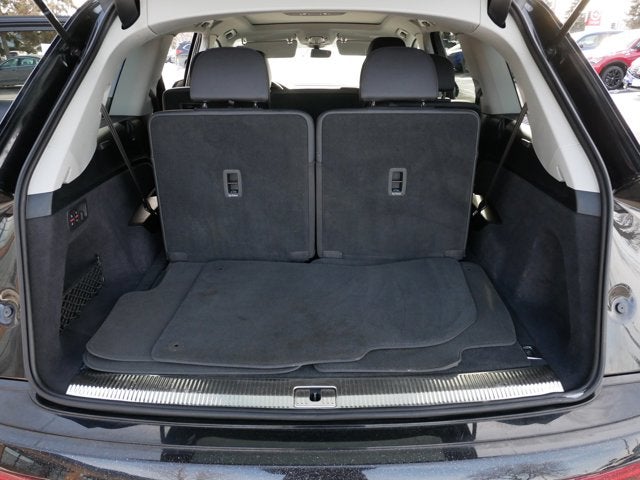 2024 Audi Q7 Premium Plus