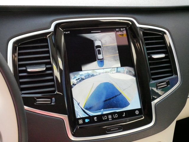 2025 Volvo XC90 Plus