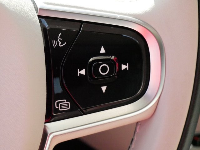2025 Volvo XC90 Plus