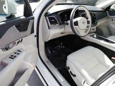 2025 Volvo XC90 Plus