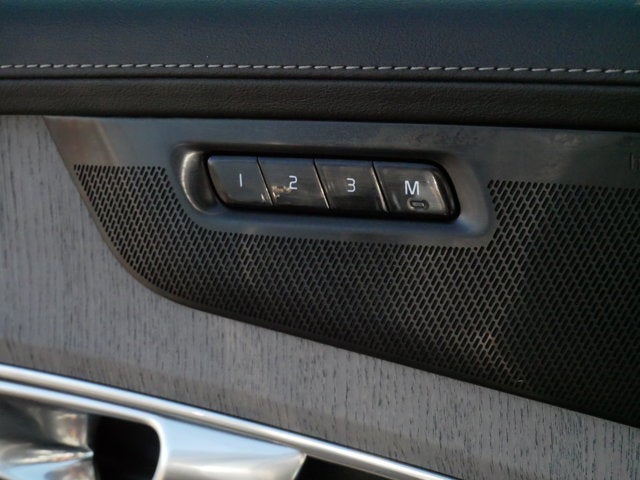 2025 Volvo XC90 Plug-In Hybrid Ultra