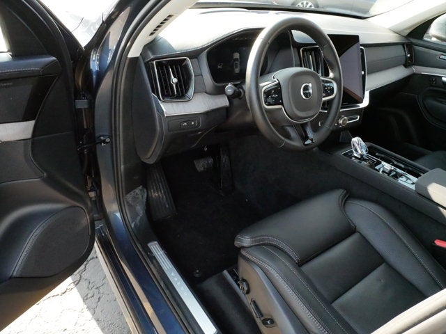 2025 Volvo XC90 Plug-In Hybrid Ultra