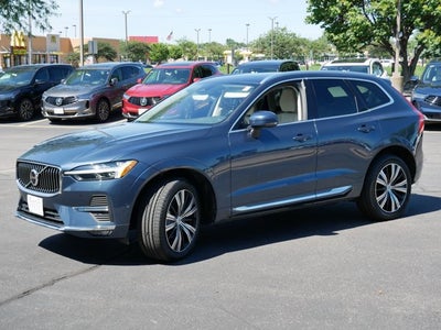 2023 Volvo XC60 Plus Bright Theme