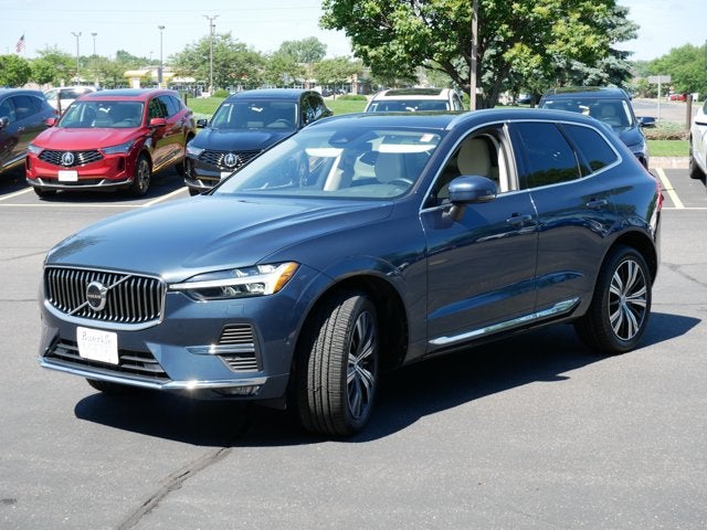 2023 Volvo XC60 Plus Bright Theme