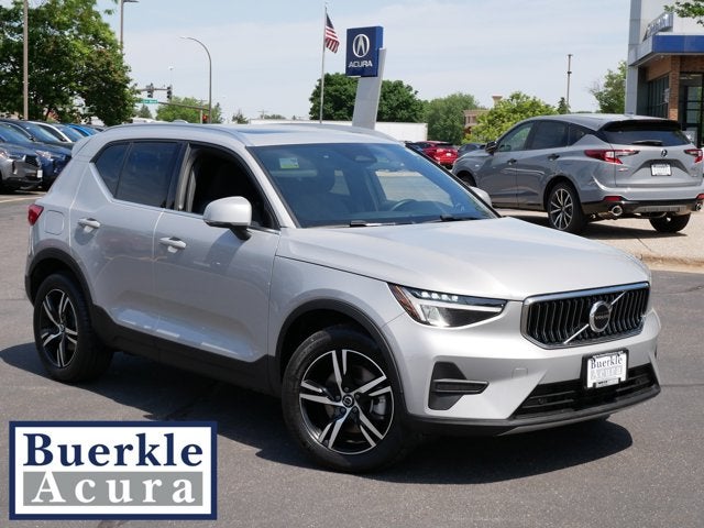 2025 Volvo XC40 Core Bright Theme