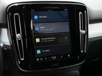 2025 Volvo XC40 Core Bright Theme