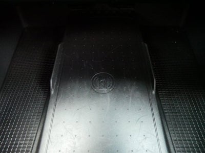 2025 Volvo XC40 Core Bright Theme