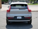 2025 Volvo XC40 Core Bright Theme