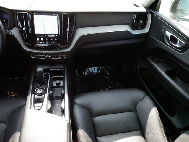 2025 Volvo XC60 Plus