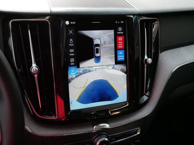 2025 Volvo XC60 Plus
