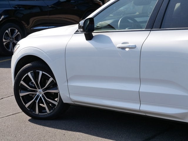 2025 Volvo XC60 Plus