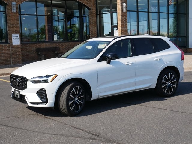 2025 Volvo XC60 Plus