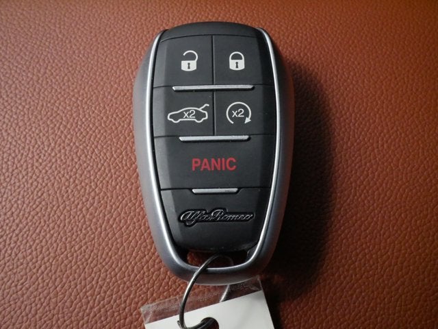 2021 Alfa Romeo Giulia Ti Sport